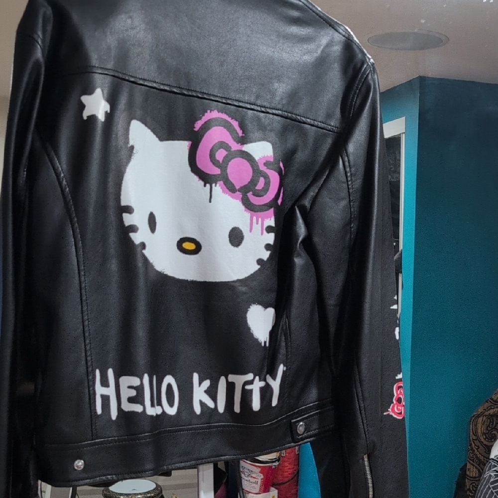 Hello Kitty X Forever 21 Black Faux Leather Jacket - Picture 5 of 5